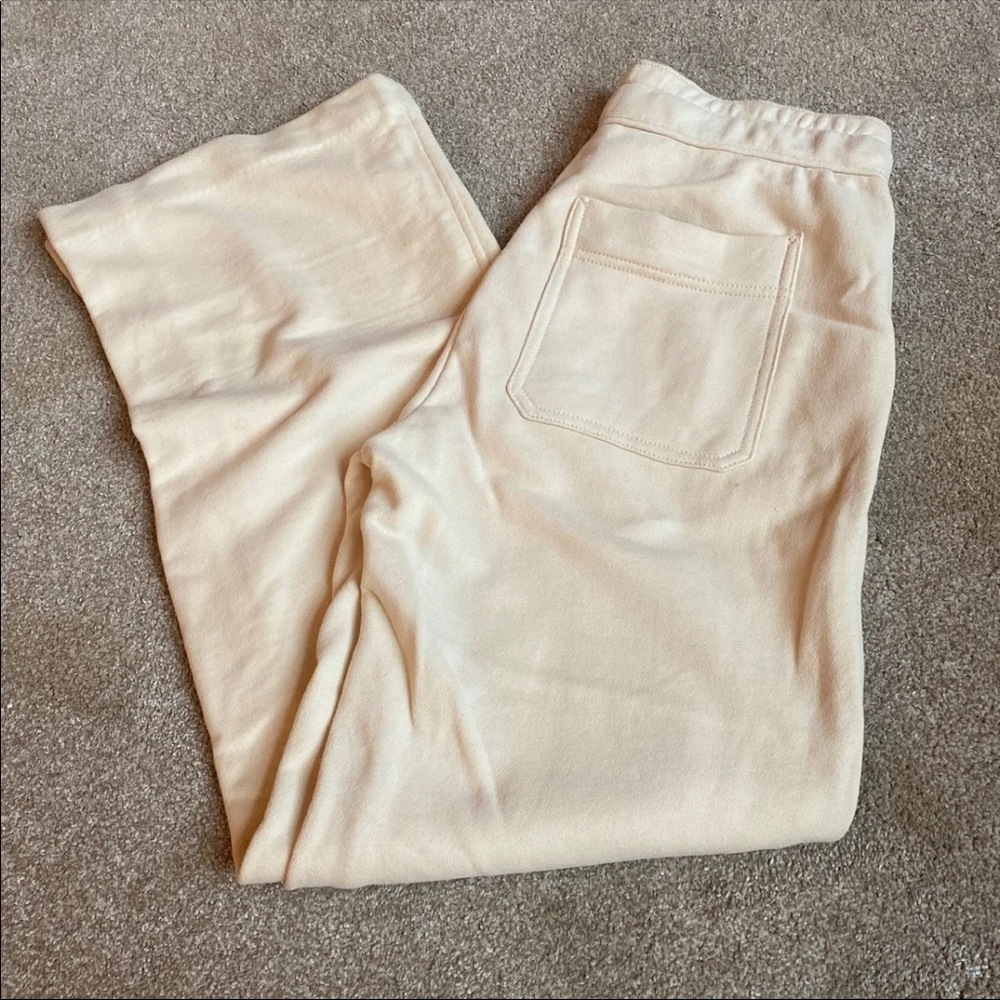 Vince. Womens cream sweatpants